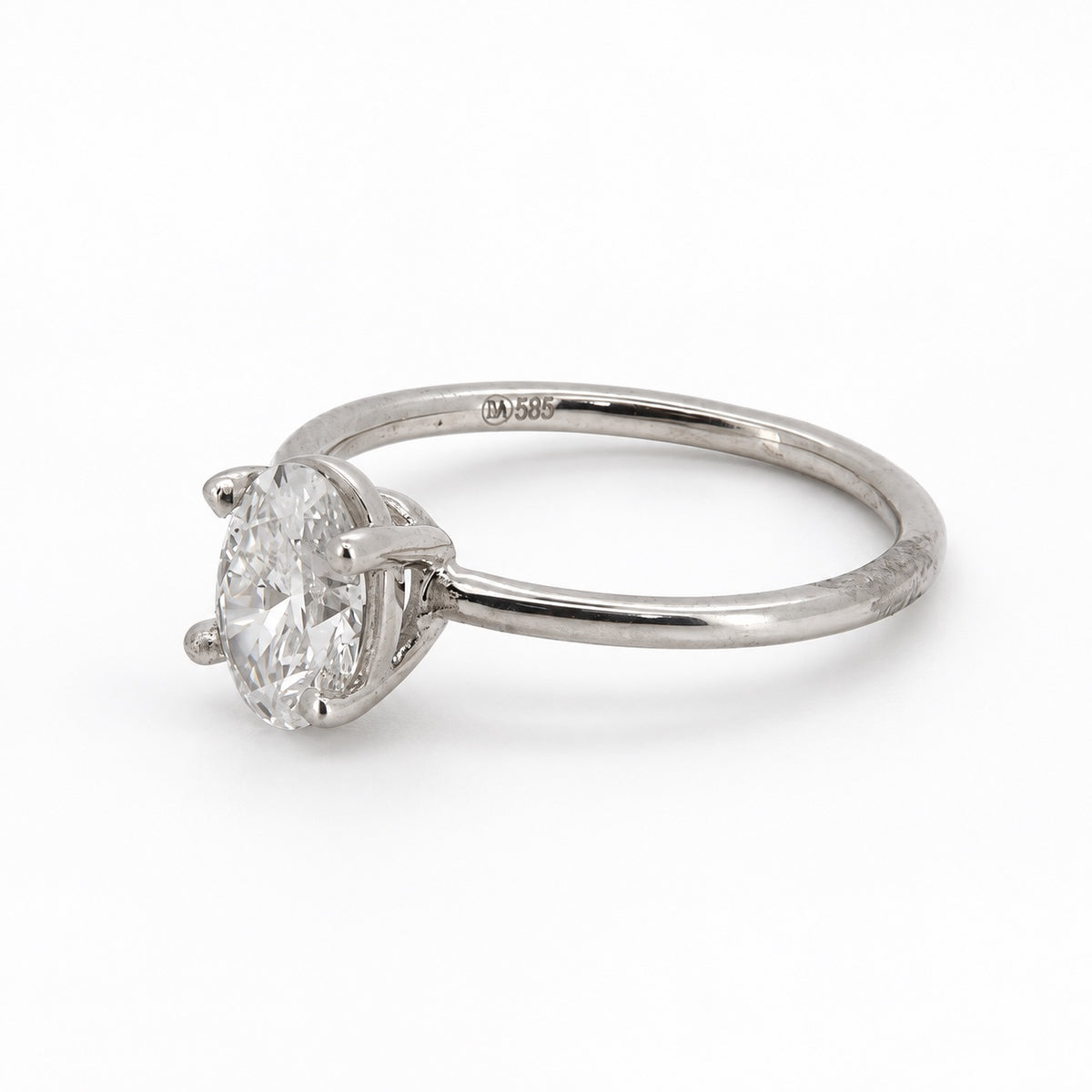 Oval Solitaire Engagement Ring