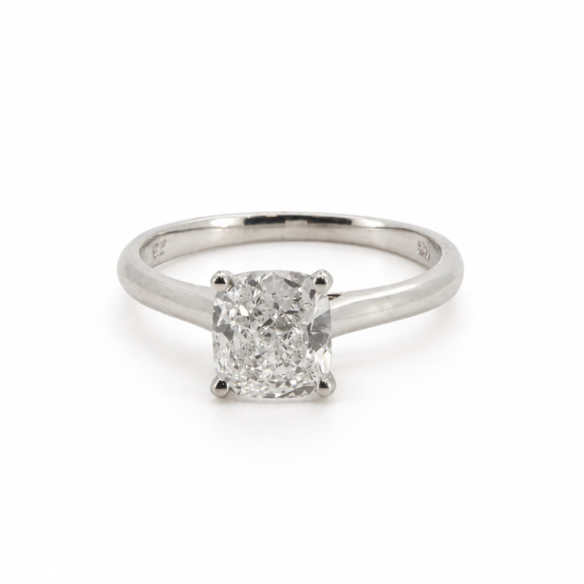 Oval Solitaire Engagement Ring