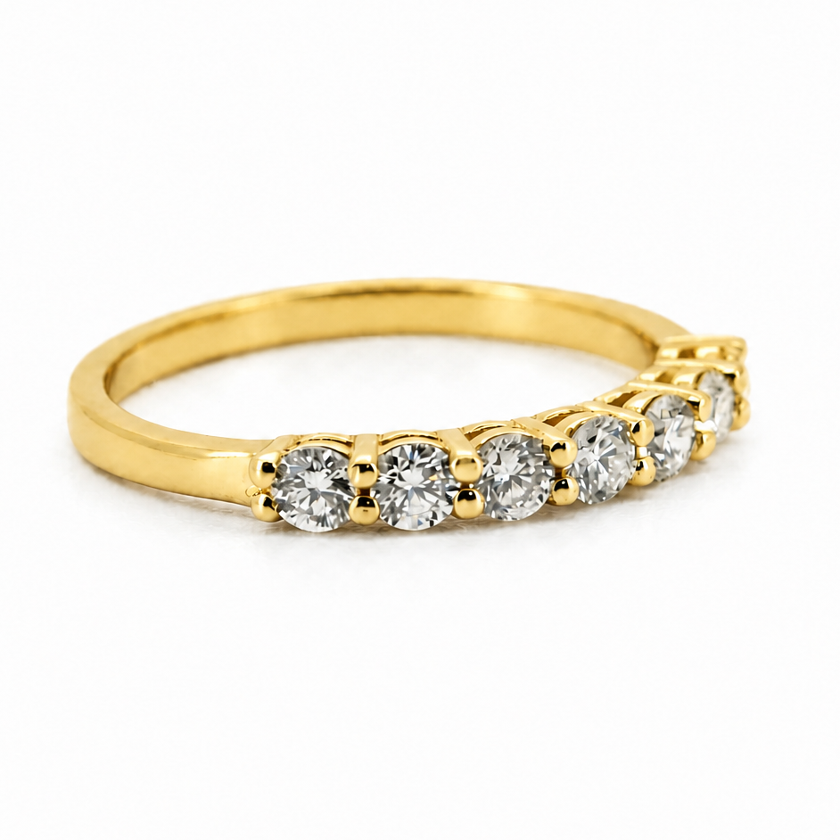 PESO 497062 graduated round-stone band, three-quarter view, 14K yellow gold #Metal_14K Yellow Gold